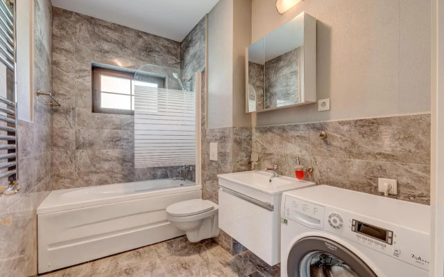 Bucharest Airport Suites & Villas