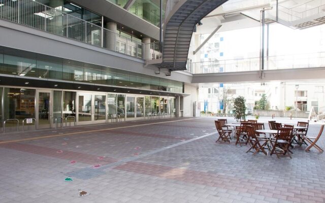 Shin-Osaka Youth Hostel