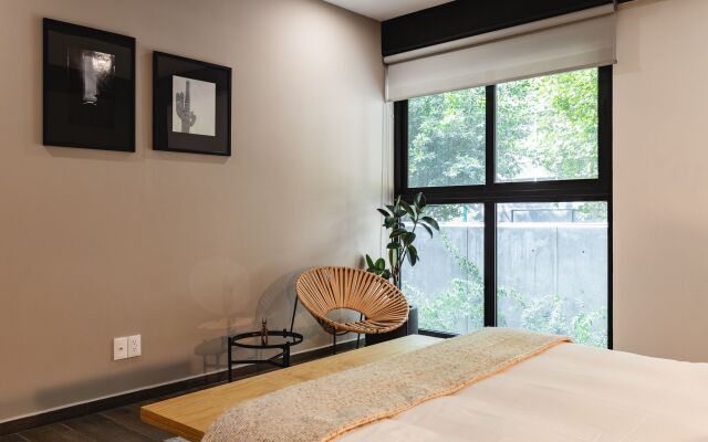 Casai Modern 2BR 2.5BA Oasis Steps From Parque Americas