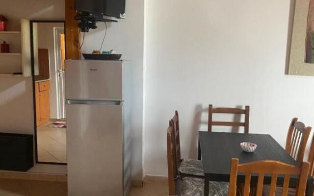 Rexhos Studios