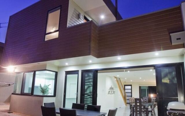 Anglesea River Apartments