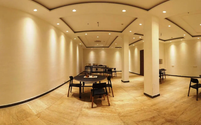 Lemonwood Suites by F9 Hotels