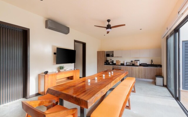 Stunning Exclusive 4BR House Private Pool Rooftop Sundeck Amazing Amenities