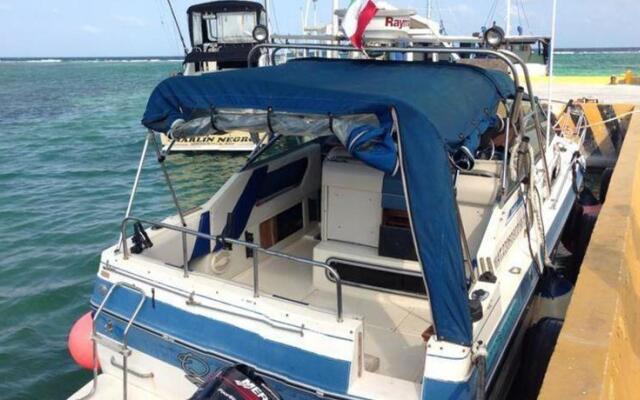 Que Bueno Yatch