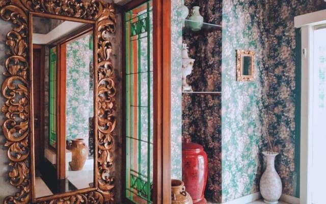 Kyriad Pejaten Suites
