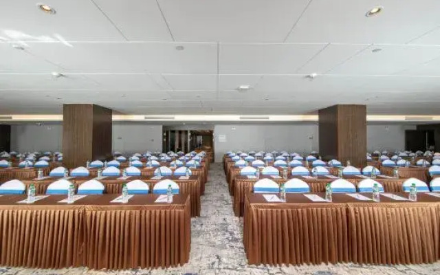 Metropolo Jinjiang  Hotels (Kunming Harmony Plaza Beijing Road Branch)