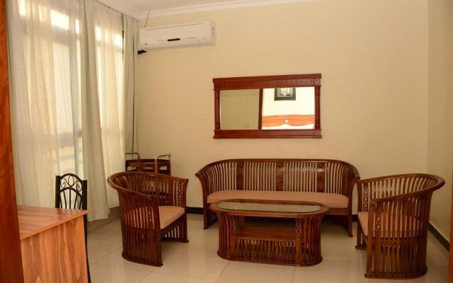 La Posh Hotel