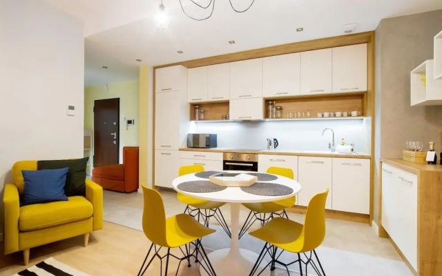 Old Town Luxury Apartments by Amstra