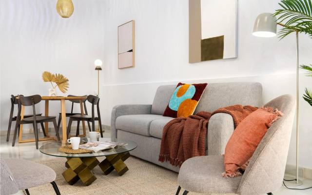 Suites Plaza De Los Refinadores Maestranza