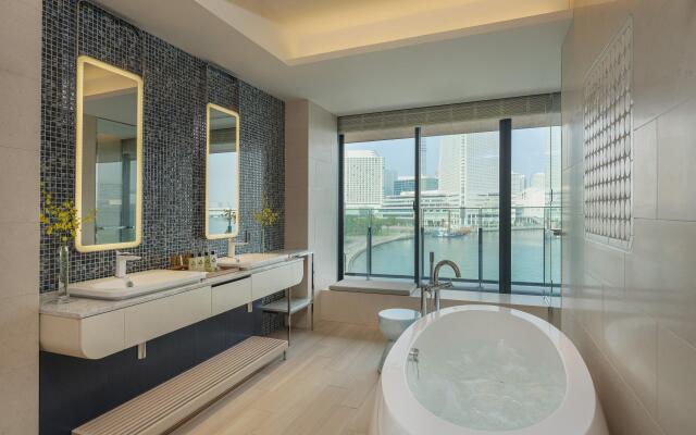 Intercontinental Yokohama Pier 8 by IHG