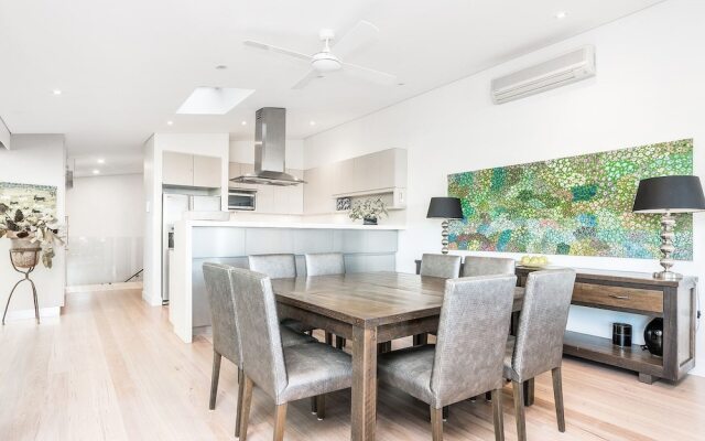 Your Luxury Escape - Vue from Here