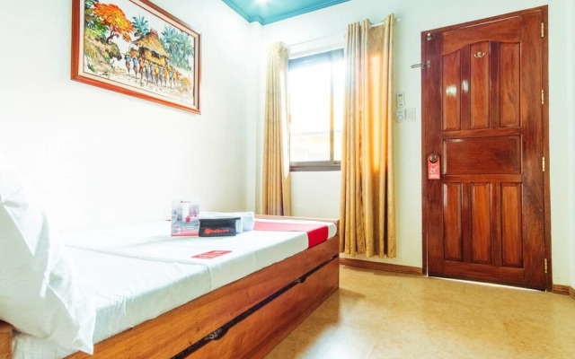 RedDoorz near Robinsons Puerto Princesa