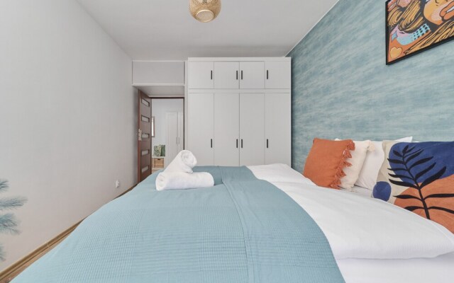 Sweet Apartment Kamienna by Renters