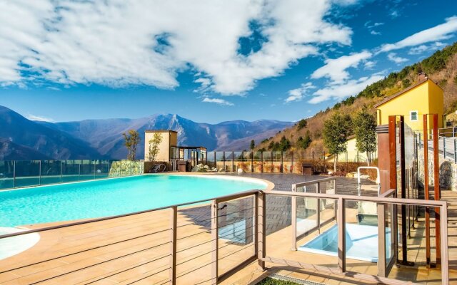 Boutique Holiday Home in Magliolo With Swimming Pool