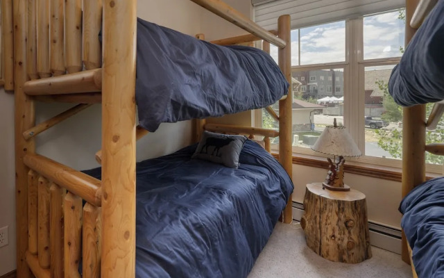 Telemark 4 Bedroom Townhouse by RedAwning