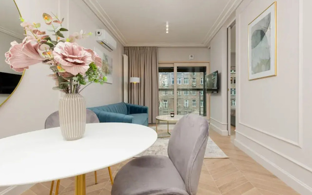 Mennica Residence by Renters Prestige