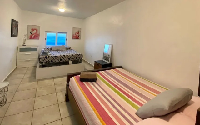 Casita Familiar con Vista al Mar