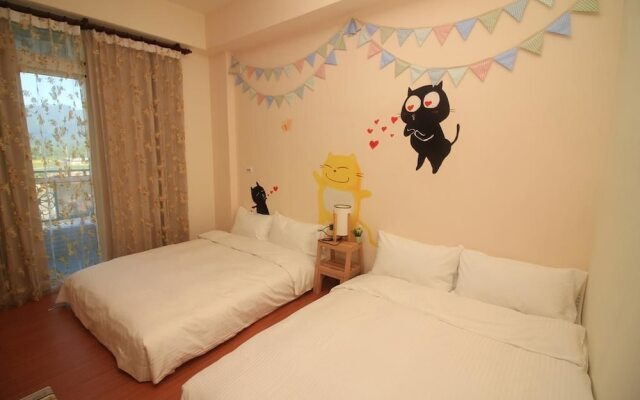 Nest And Big Forest Guesthouse