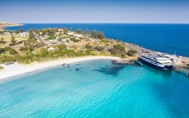 Penneshaw Beach Stay