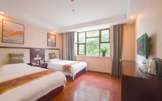 Impression Garden Hostel