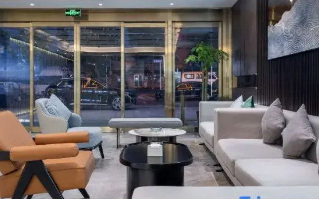 Tuke China Light Hotel (Zhengzhou Zhongxuan Branch)