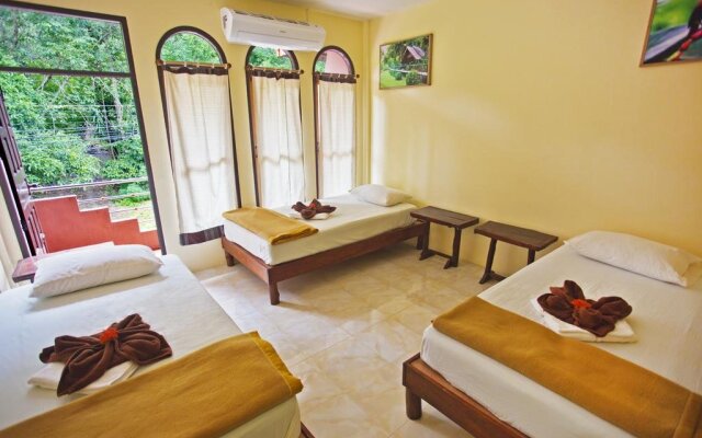 Coco Khao Sok Hostel