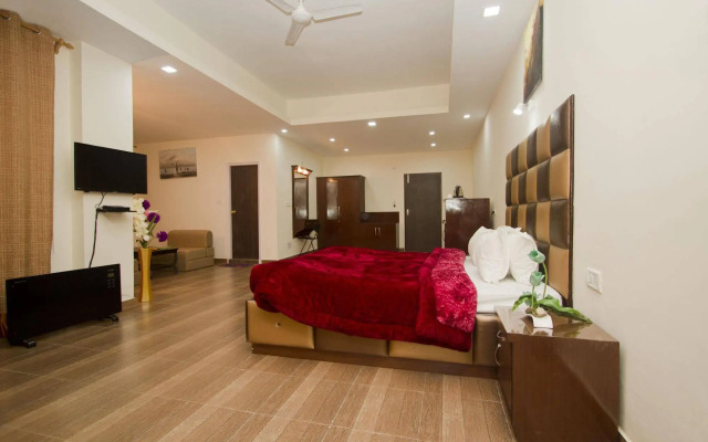 Snow Touch Resort (Shri Nath Group)