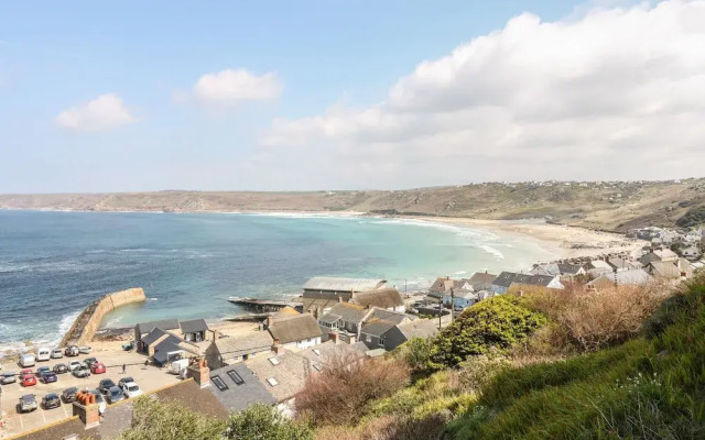 Sennen Heights