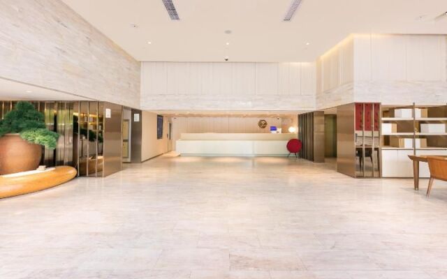 Ji Hotel Shanghai Jinqiao International Comme