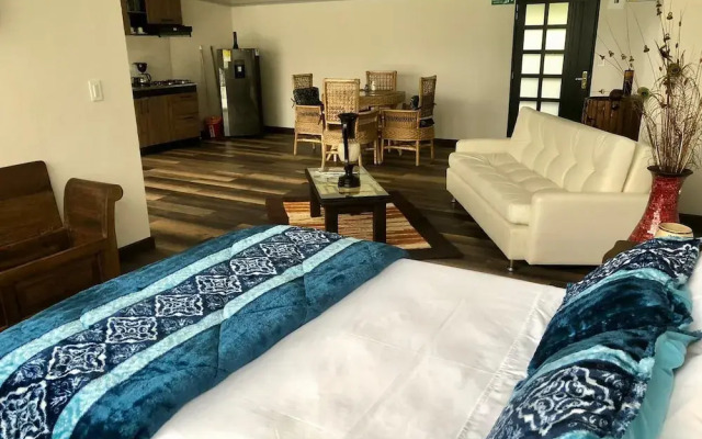 Captivating 4-bed Chalet Las Casitas en el Aire