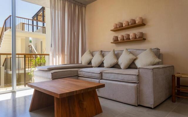 2 BedBath PRIVATE Rooftop & Pool for 6