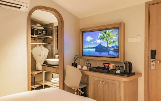 Lumi Hoi An Hotel – Guest Rooms – Da Nang