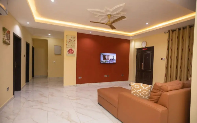 Executive 3-bed Furnished Apartment in Kwashieman