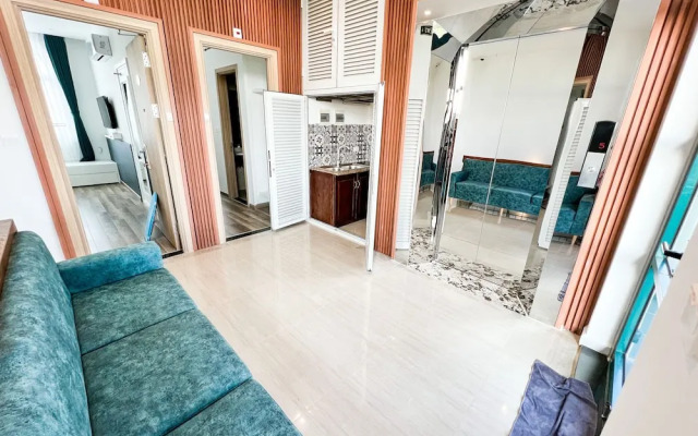 Marina Seaside Boutique Hotel