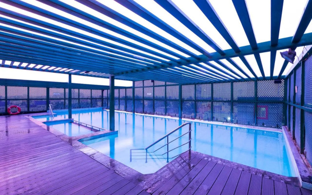Hotel Grand Residence