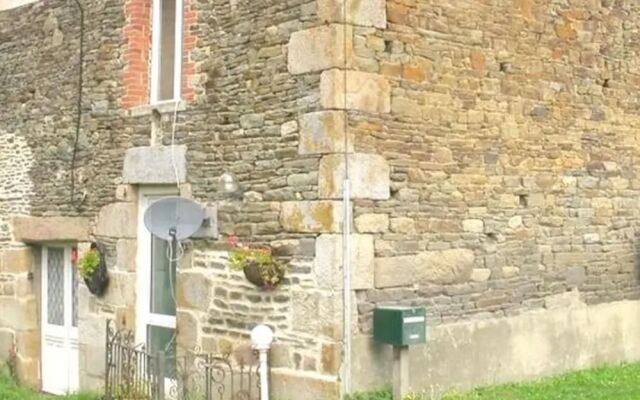 The Hostel Its a bed in the Baie