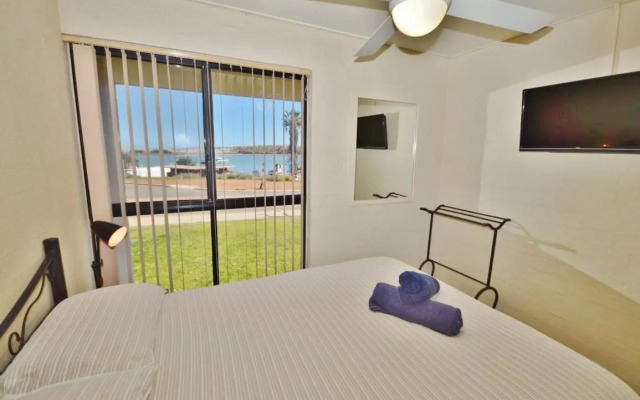 Riverview Holiday Apartment 12 - Kalbarri WA