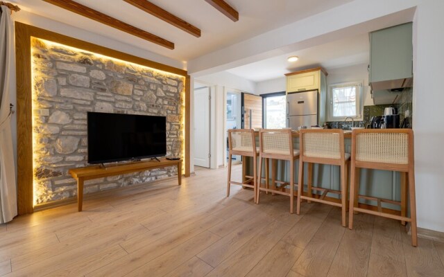 Navali̇a Beach Homes