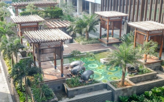 Cozy Pool View Kemang Village Residence Apartment with Direct Access To Mall