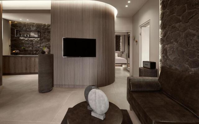 Apikia Santorini - Adults Only