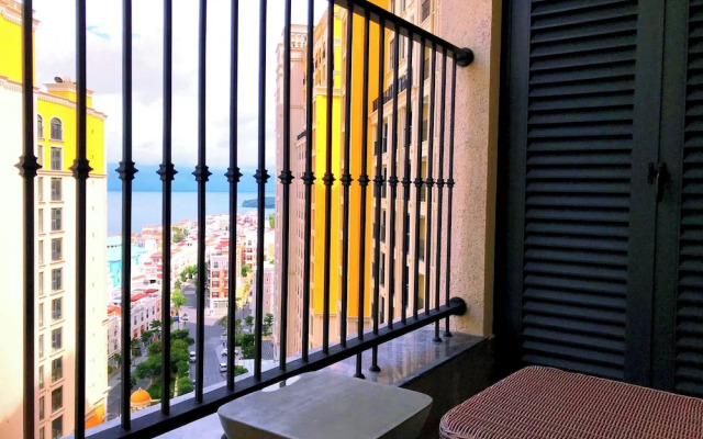 2 Bedrooms Apartment In Sunset Town