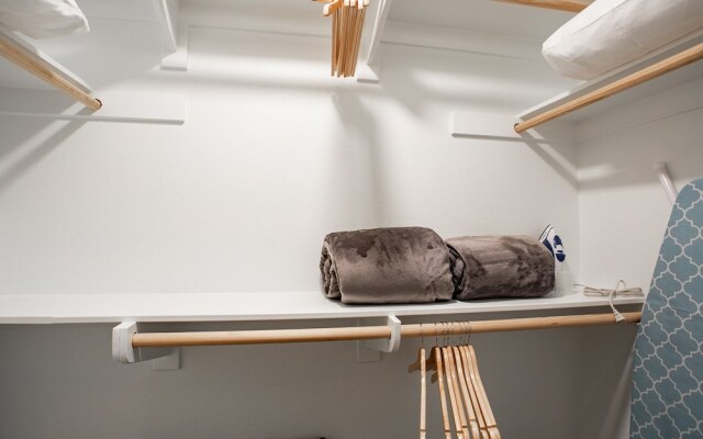 WanderJaunt - North Park Apartments