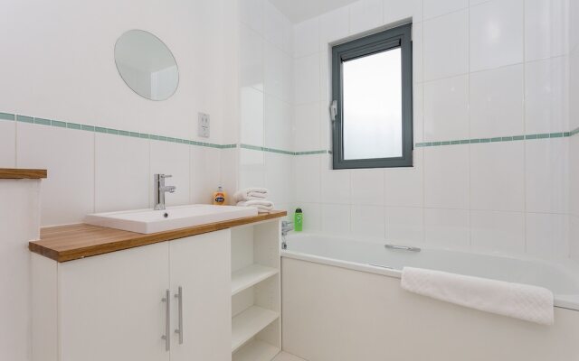 Spacious Flat With View of the Shard