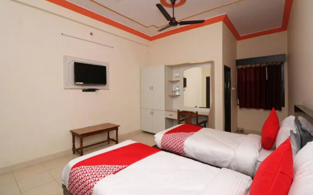 OYO 24654 Hotel Buddha