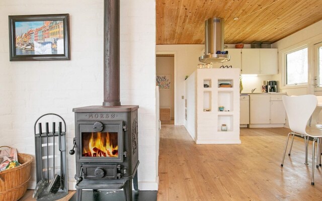 6 Person Holiday Home in Brovst