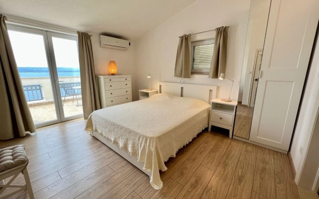 Via - 250 m From sea - SA4