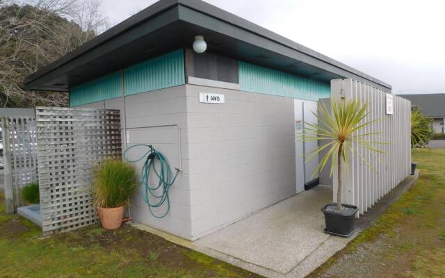 Motutere Bay Top 10 Holiday Park