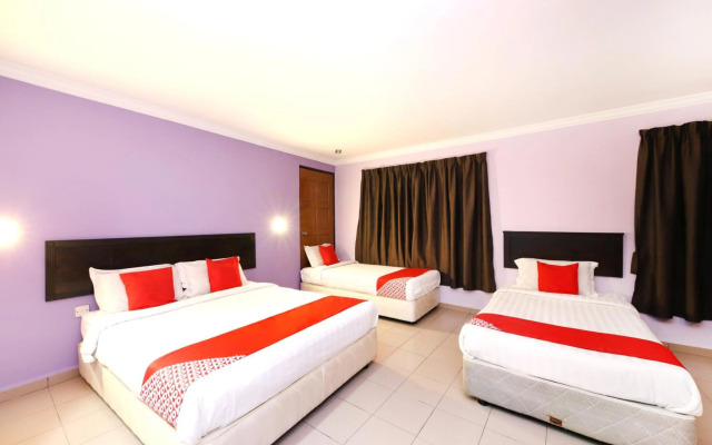 Super OYO 473 Comfort Hotel 2