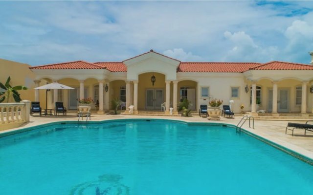 NEW Premium Luxury 2BR 3BA Pool House