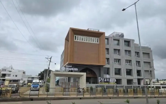 Pravasa Hotel Vijayapura